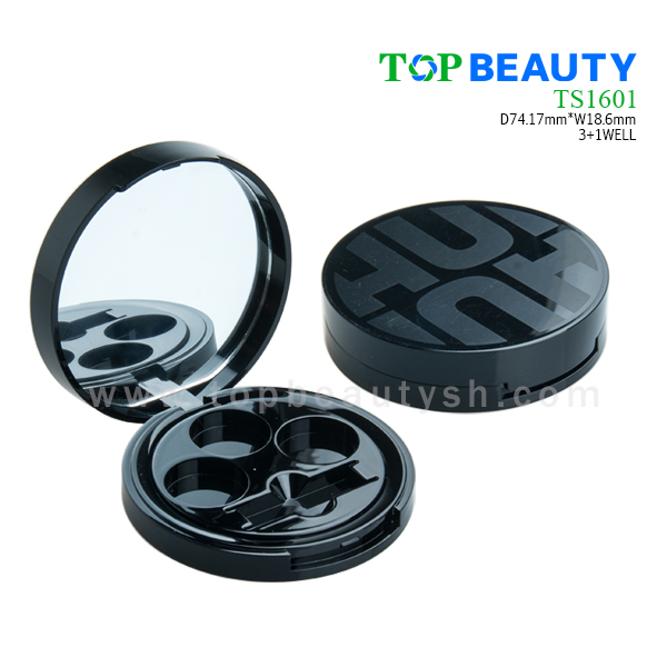 Round single well eye shadow container with flat top cover and applicator well (TS1601)
